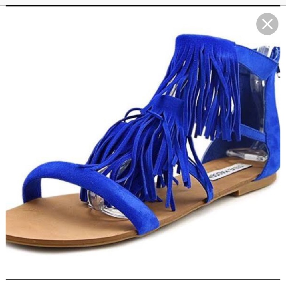Adorable blue fringe Steve Madden sandals! NWOT